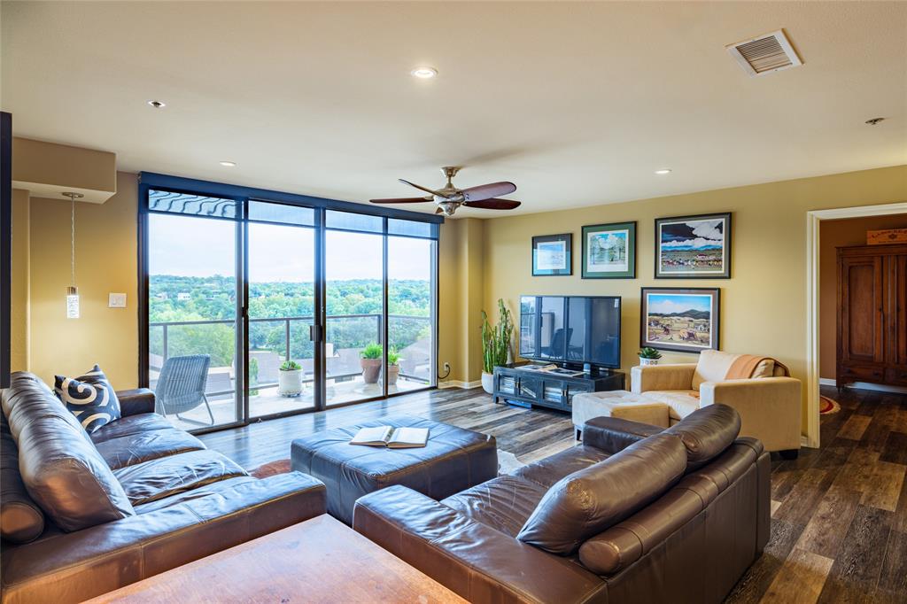 ABOR-9312624, 40 N Interstate 35
